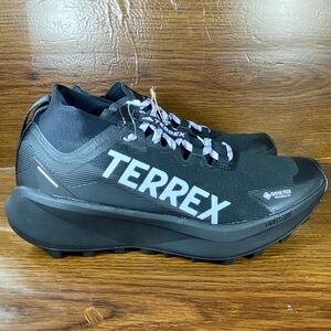 Adidas Terrex Agravic GTX trail running shoe women’s size 9